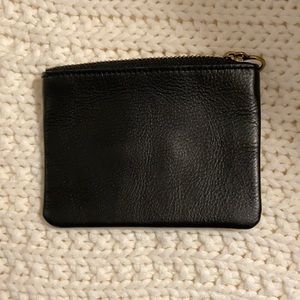 Madewell leather coin pouch/wallet with zipper measures about 5 inches across